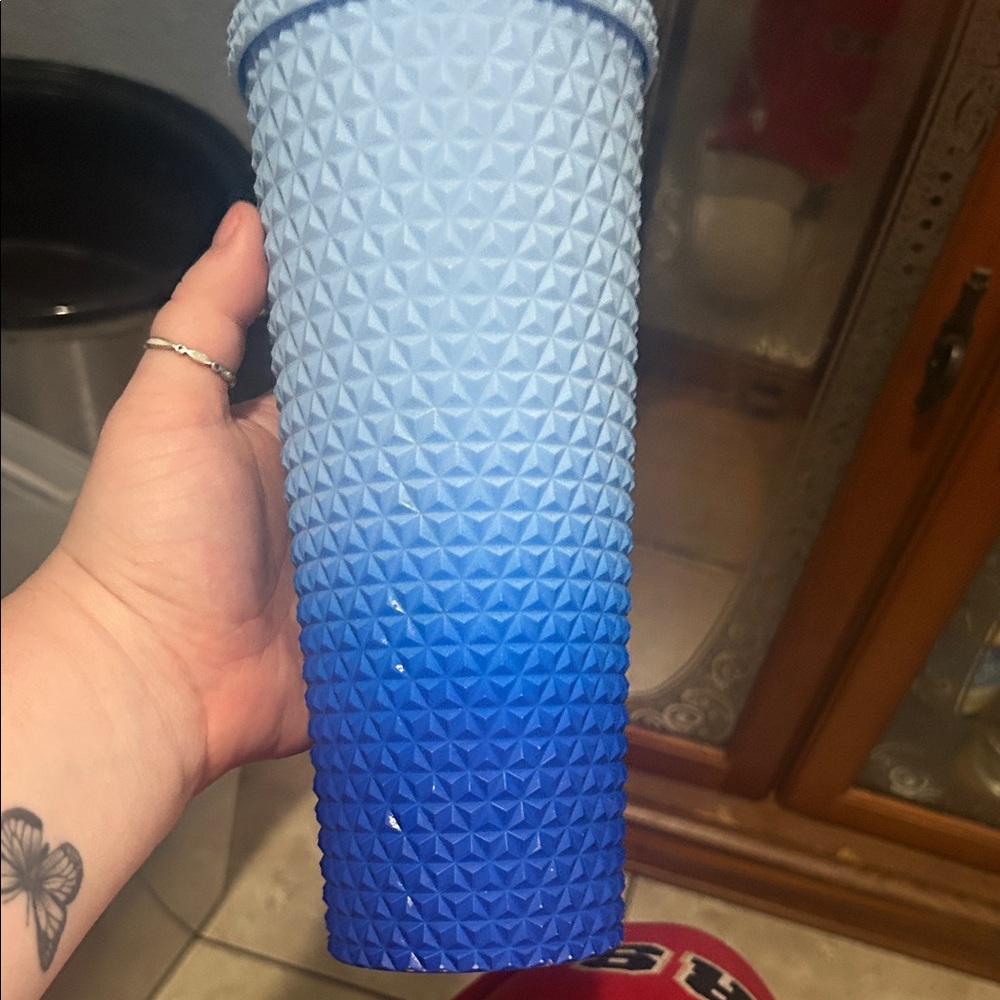 Gradient Blue Textured Vase